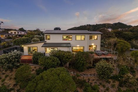 Photo of property in 42f James Cook Drive, Whitby, Porirua, 5024