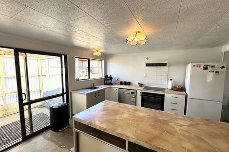 Photo of property in 82 Salcombe Street, Kaitangata, 9210