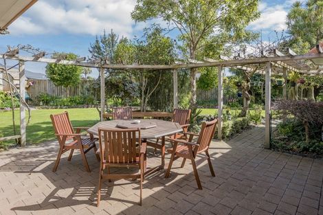 Photo of property in 10 Gimblett Court, Levin, 5510