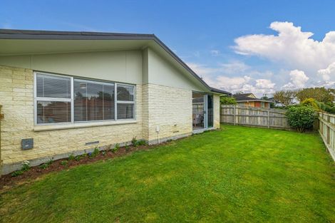 Photo of property in 16 Drury Street, Cloverlea, Palmerston North, 4412