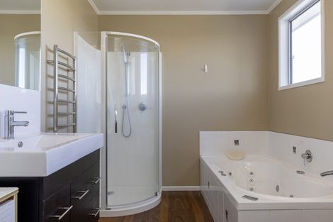 Photo of property in 50 Birch Street, Hilltop, Taupo, 3330