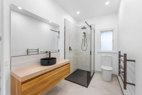 Photo of property in 14 Rimu Street, Strandon, New Plymouth, 4312