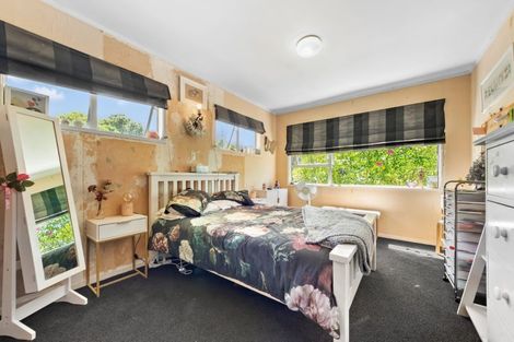 Photo of property in 303 Don Buck Road, Massey, Auckland, 0614