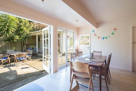 Photo of property in 106 Kawai Street, Nelson South, Nelson, 7010