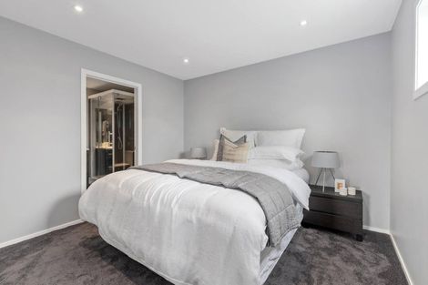 Photo of property in 101a Rangatira Road, Beach Haven, Auckland, 0626