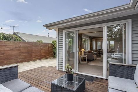 Photo of property in 197a Main North Road, Redwood, Christchurch, 8051
