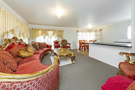 Photo of property in 81 John Walker Drive, Manurewa, Auckland, 2102