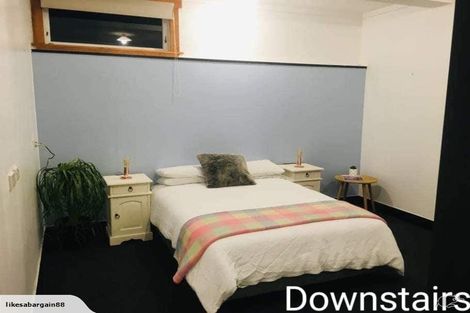 Photo of property in 25 Porter Crescent, Helensville, 0800