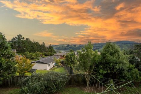 Photo of property in 195 Holborn Drive, Stokes Valley, Lower Hutt, 5019