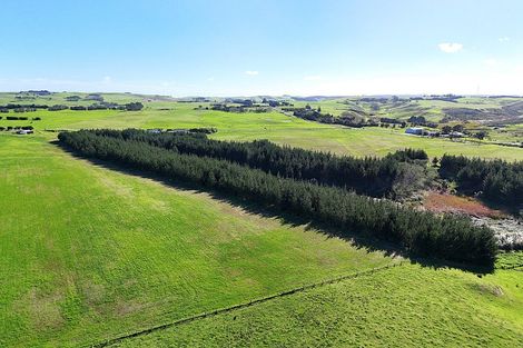Photo of property in 413a Baylys Coast Road, Dargaville, 0377