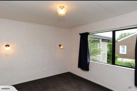 Photo of property in 21 Tauroa Road, Havelock North, 4130