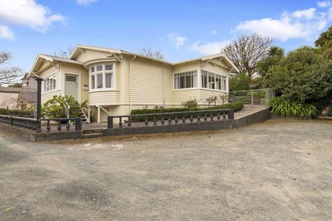 Photo of property in 23 Tipahi Street, Nelson South, Nelson, 7010