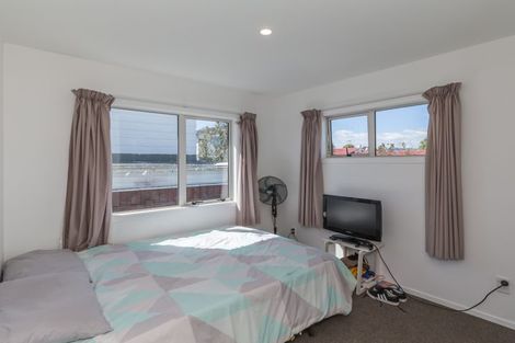 Photo of property in 46 Duke Street, Levin, 5510