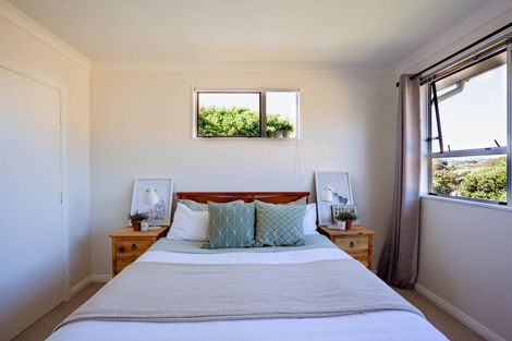 Photo of property in 113 Kahu Road, Paremata, Porirua, 5024