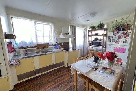 Photo of property in 18 Roche Avenue, Upper Riccarton, Christchurch, 8041