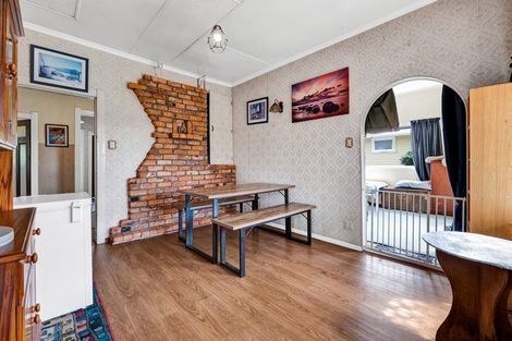 Photo of property in 288 South Road, Hawera, 4610