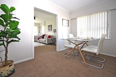 Photo of property in 22 Ronald Place, Manurewa, Auckland, 2102