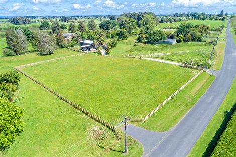 Photo of property in 17 Muir Road, Karaka, Papakura, 2580