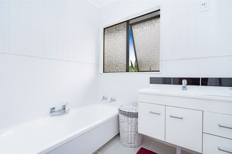 Photo of property in 4 Saint Andrews Place, Te Kamo, Whangarei, 0112