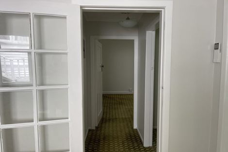 Photo of property in 92 Nairn Street, Mount Cook, Wellington, 6011