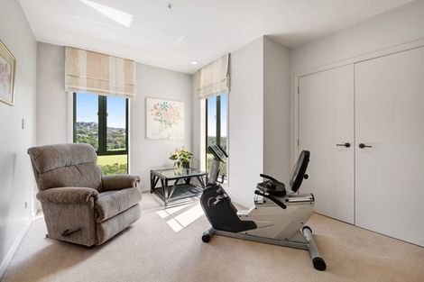 Photo of property in 21 Waterside Crescent, Gulf Harbour, Whangaparaoa, 0930