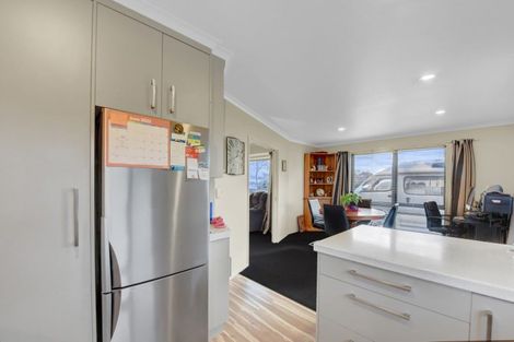 Photo of property in 60 Arbor-lea Avenue, Richmond, 7020