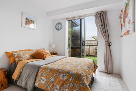 Photo of property in 3 Taioma Close, Papamoa, 3118