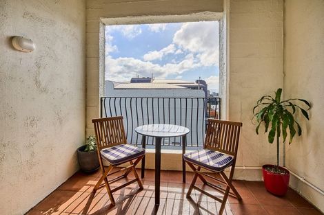 Photo of property in Tennyson Apartments, 7/25 Tennyson Street, Te Aro, Wellington, 6011