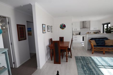 Photo of property in 43 Sunset Drive, Baylys Beach, Dargaville, 0377