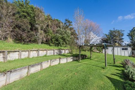 Photo of property in 4 Paparoa Station Road, Paparoa, 0571