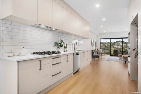 Photo of property in 5/28 Ludlow Terrace, Totara Vale, Auckland, 0627