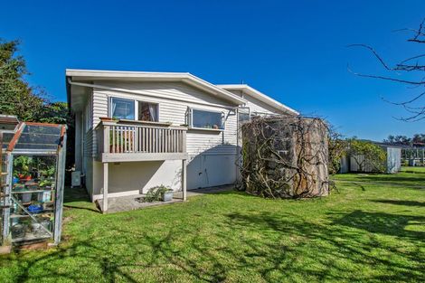 Photo of property in 9 Sands Road, Glenbervie, 0173