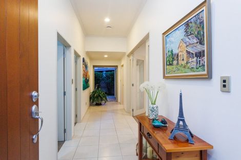 Photo of property in 3 Rodeo Drive, Kelvin Grove, Palmerston North, 4414