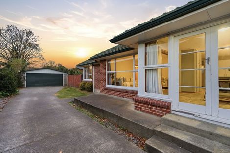 Photo of property in 50 Staveley Street, Avonhead, Christchurch, 8042