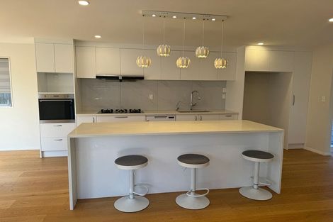 Photo of property in 4a Pauline Place, Bucklands Beach, Auckland, 2014