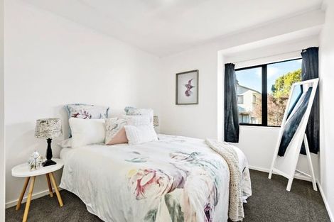 Photo of property in 8/27 Roanoke Way, Albany, Auckland, 0632