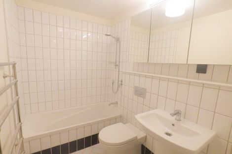 Photo of property in 101/3u Roxburgh Street, Mount Victoria, Wellington, 6011