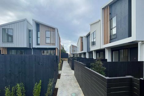 Photo of property in 22/82 East Coast Road, Milford, Auckland, 0620