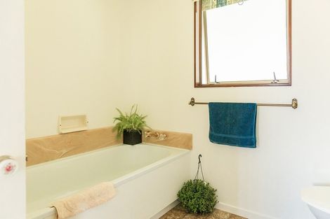 Photo of property in 27 Orowaiti Road, Westport, 7825