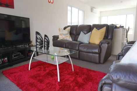 Photo of property in 25 Kotuku Crescent, Takanini, 2112