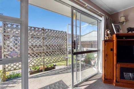 Photo of property in 3/8 Exeter Street, Stoke, Nelson, 7011