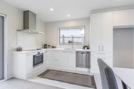 Photo of property in 28 Fairwater Road, Warkworth, 0910