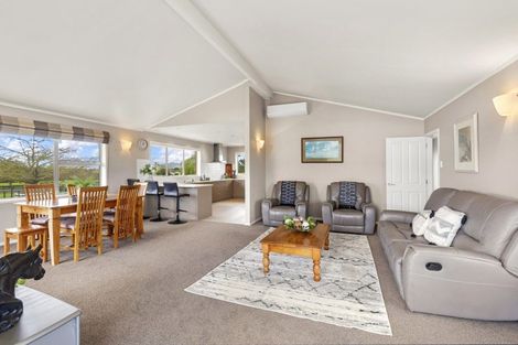 Photo of property in 127 Peake Road, Cambridge, 3493