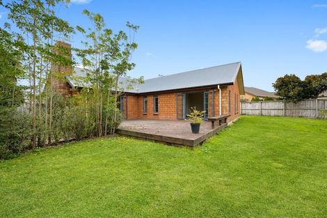 Photo of property in 110 Rototuna Road, Rototuna, Hamilton, 3210