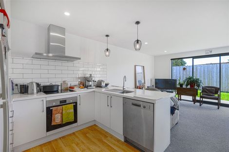 Photo of property in 12 Fairbairn Close, Halswell, Christchurch, 8025