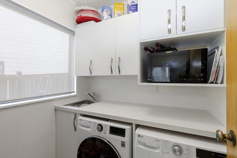 Photo of property in 4/24 Mason Street, Moera, Lower Hutt, 5010