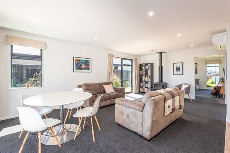 Photo of property in 30 Highgate Drive, Rangiora, 7400