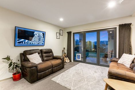 Photo of property in 8 Paremata Drive, Paremata, Porirua, 5024