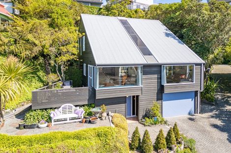 Photo of property in 7 Selkirk Way, Karori, Wellington, 6012