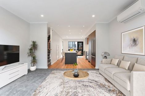 Photo of property in 4/35 Marine Parade, Hobsonville, Auckland, 0616